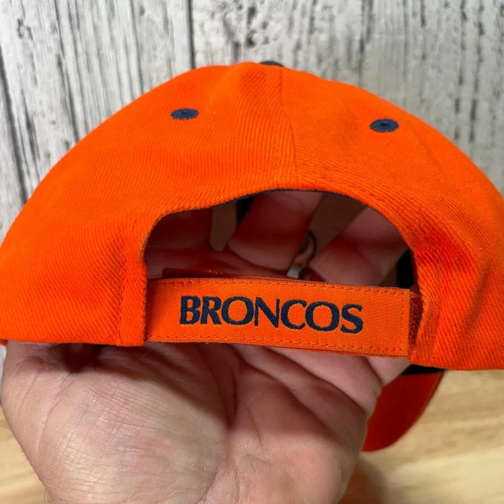 NFL Team Apparel Denver Broncos Hat Mens Orange Adjustable Baseball Cap‎ Cotton
